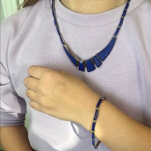 Elegant Blue Necklace and Bracelet Set